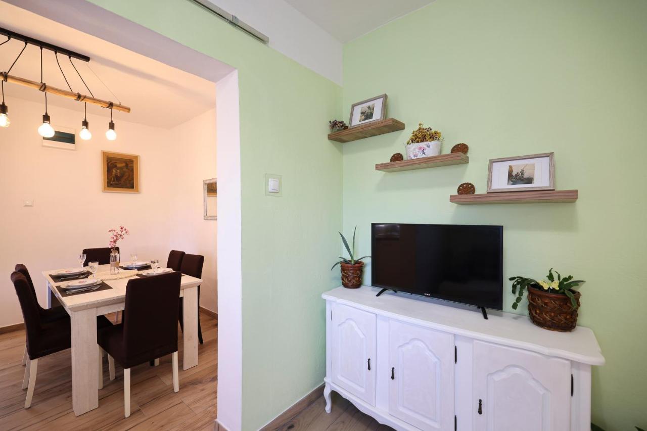 Apartment Rustica Zadar With Exclusive Use Of The Pool-Ground Floor Luaran gambar